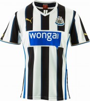 NEWCASTLE-PRIMERA EQUIPACION